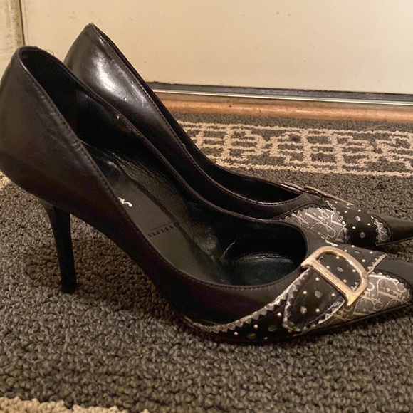 Dior Black Monogram Logo Heels - Picture 2 of 4